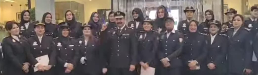 لاہور ٹریفک پولیس کے نئے یونیفارم کا باضابطہ آغاز، سی ٹی او ڈاکٹر اطہر وحید نے افتتاح کر دیا